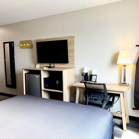 Hotel Super 8 By Wyndham Cedar Rapids Exteriér fotografie