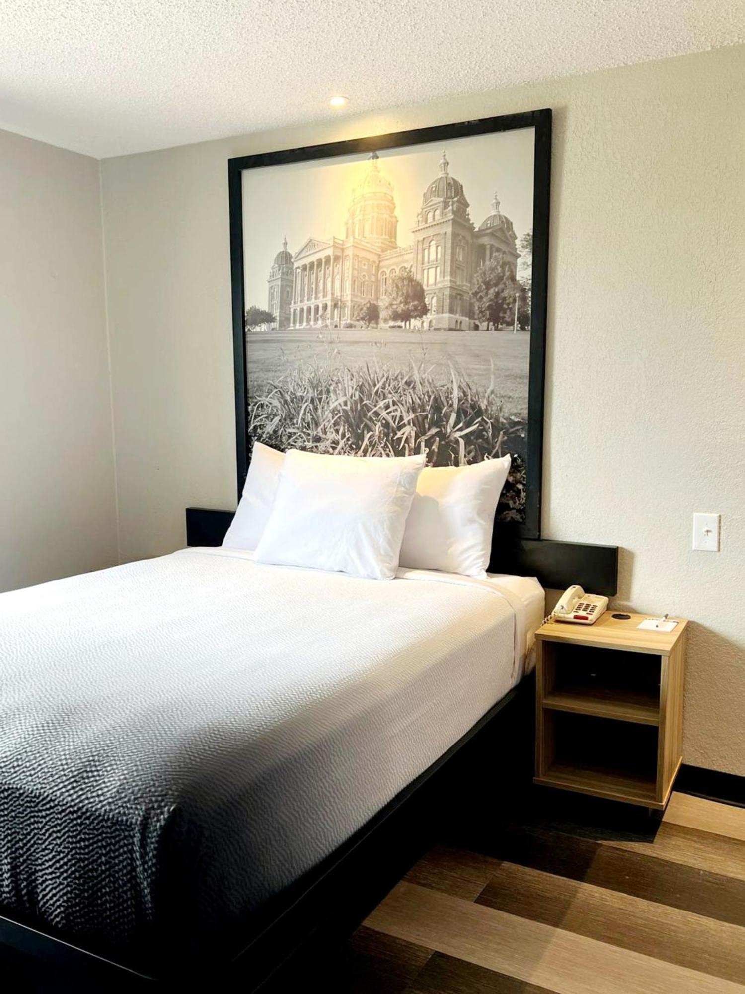 Hotel Super 8 By Wyndham Cedar Rapids Exteriér fotografie
