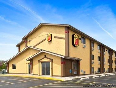 Hotel Super 8 By Wyndham Cedar Rapids Exteriér fotografie