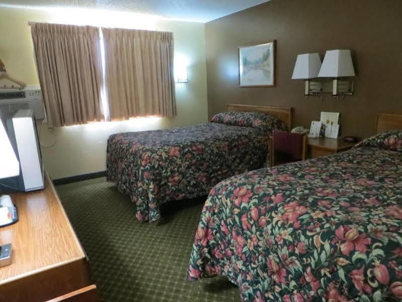 Hotel Super 8 By Wyndham Cedar Rapids Exteriér fotografie